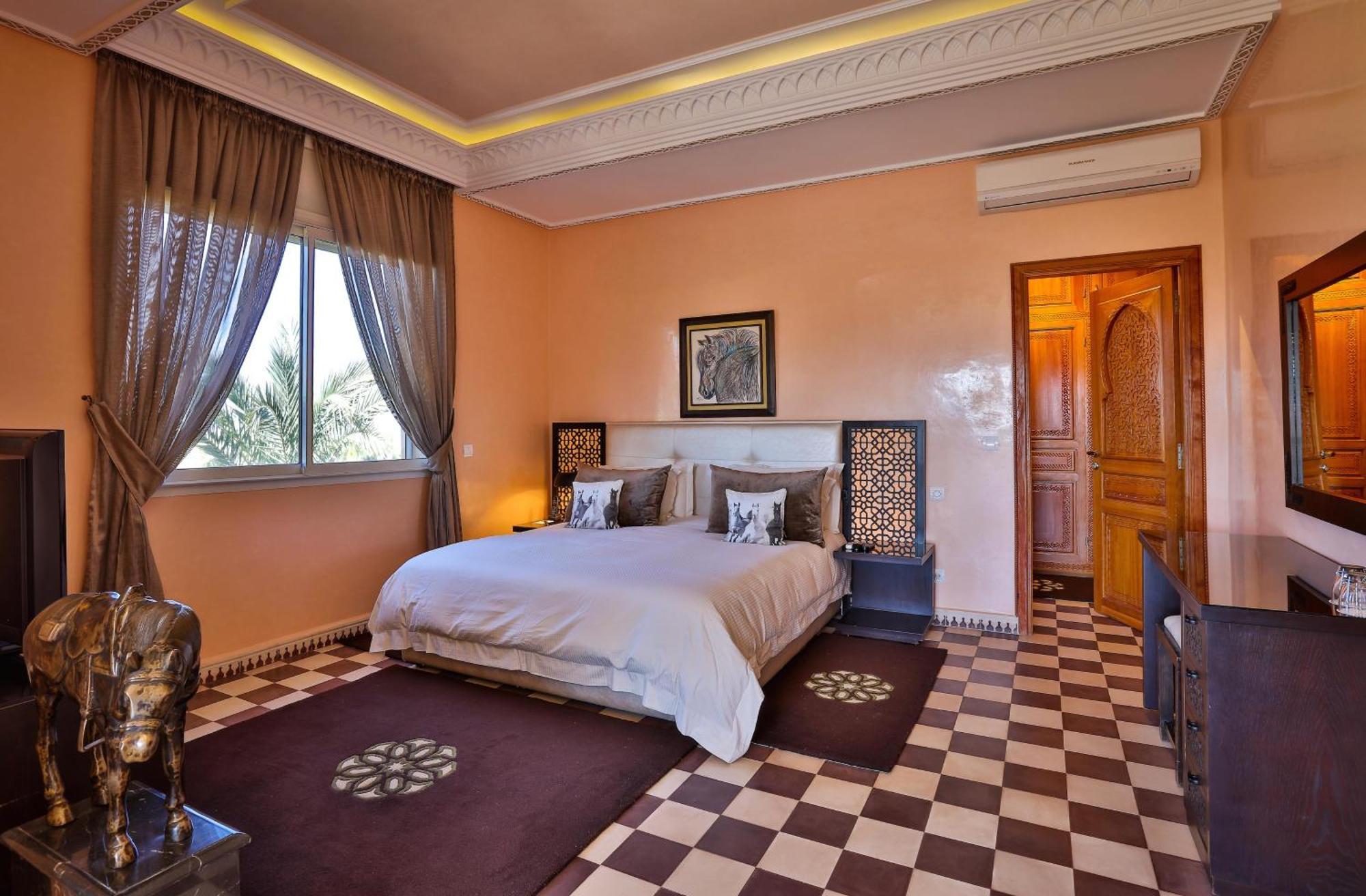Guest house Palais Amador 4*